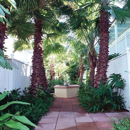 Tortuga Inn Beach Resort By Resortquest Bradenton Beach Exterior photo