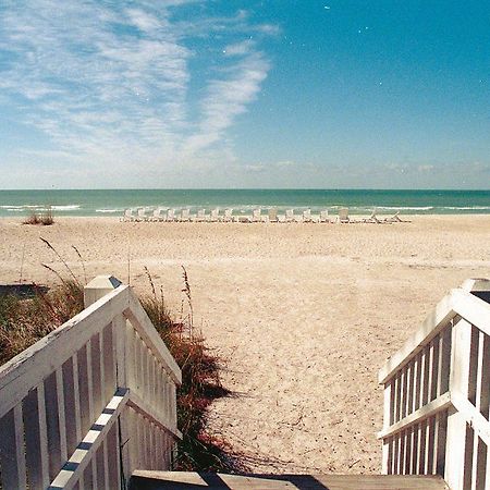Tortuga Inn Beach Resort By Resortquest Bradenton Beach Exterior photo