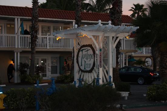 Tortuga Inn Beach Resort By Resortquest Bradenton Beach Exterior photo