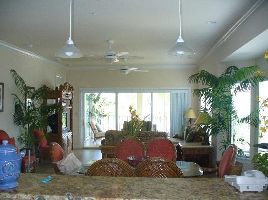 Tortuga Inn Beach Resort By Resortquest Bradenton Beach Exterior photo